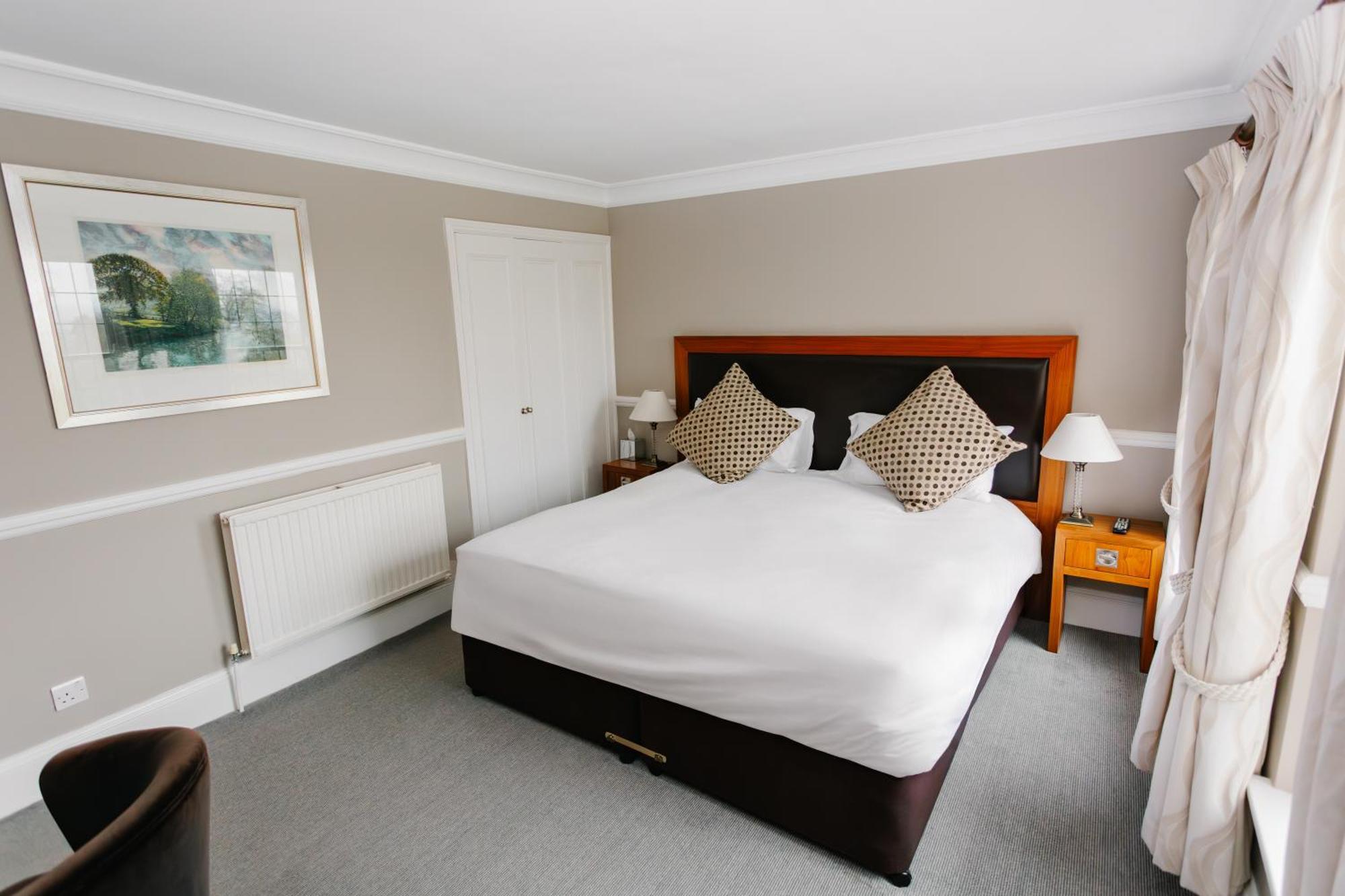 Hatton Court Hotel Gloucester Exterior foto