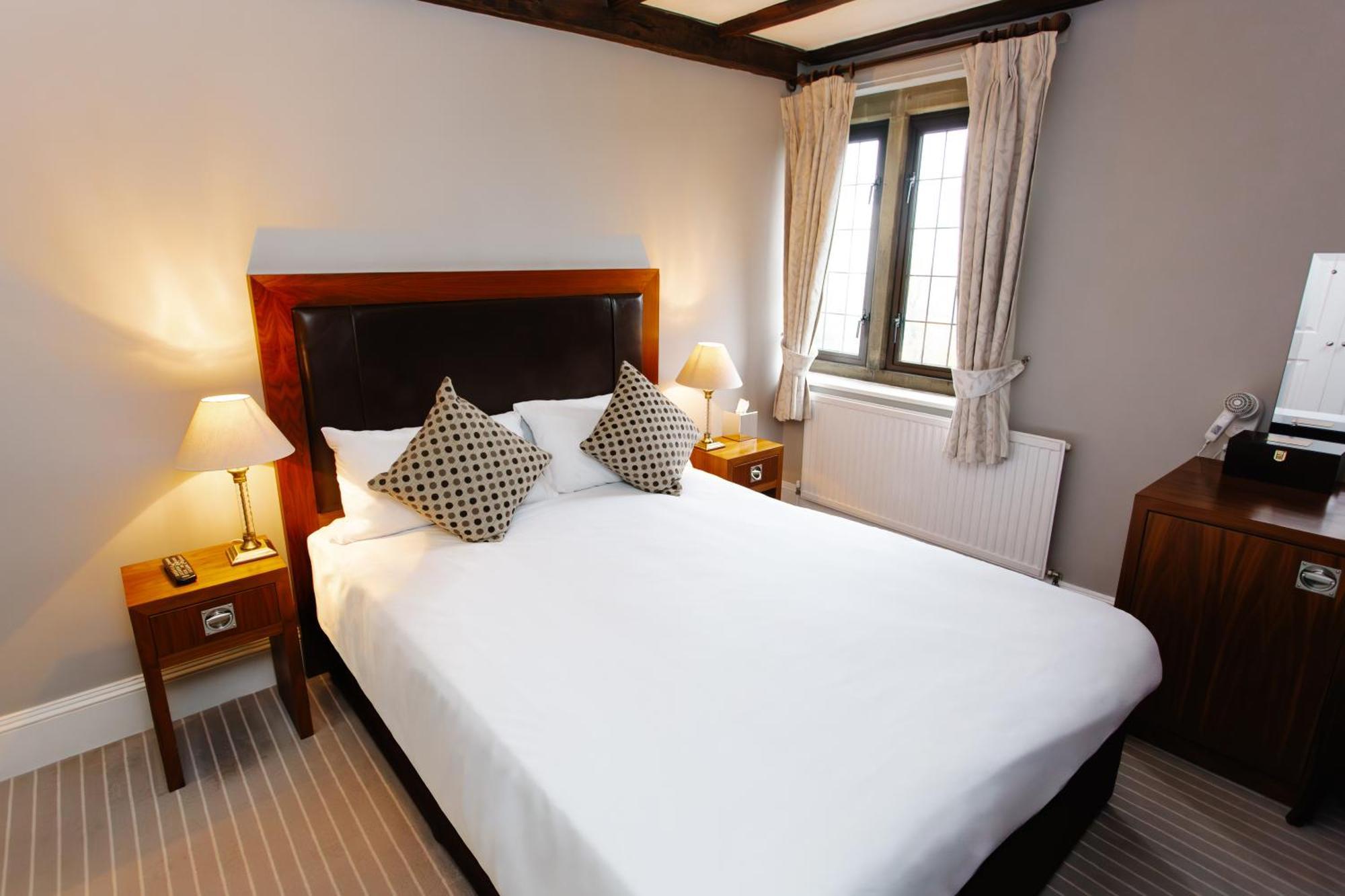 Hatton Court Hotel Gloucester Exterior foto